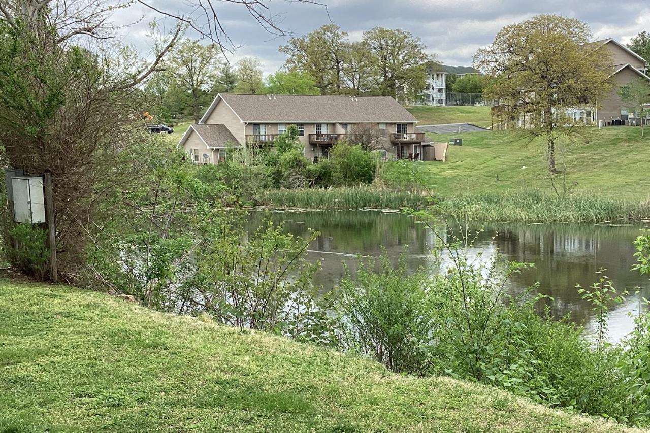 בראנסון A Little Lake Retreat מראה חיצוני תמונה